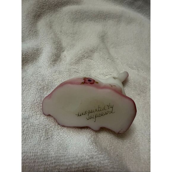 Fenton Glass Deer Fawn Hand Painted Berries & Blossoms Signed Vintage - Picture 9 of 9